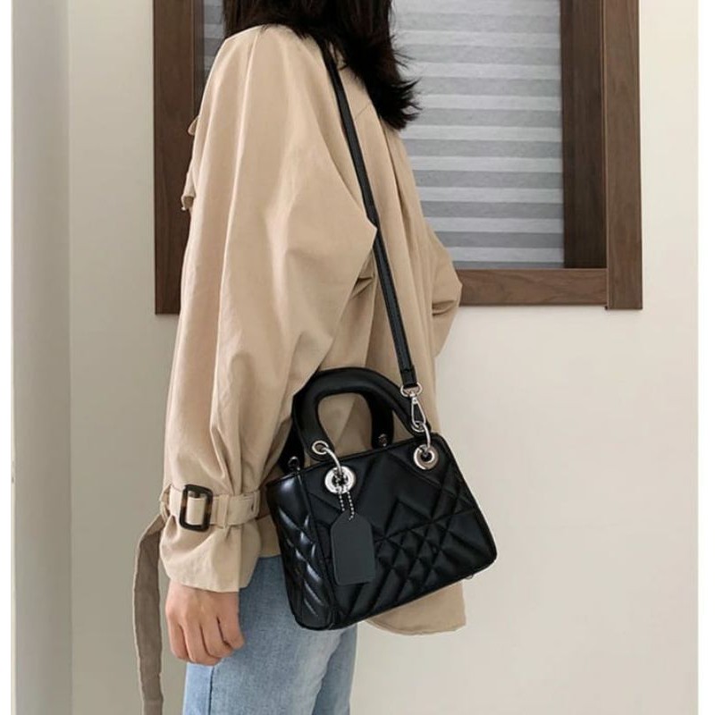 tas selendang