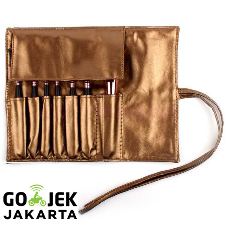 Brush Make Up 7 Set dengan Case Kulit