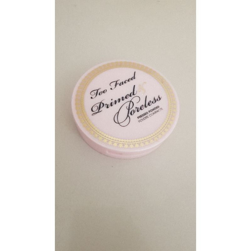 TOO FACED primed poreless pressed powder