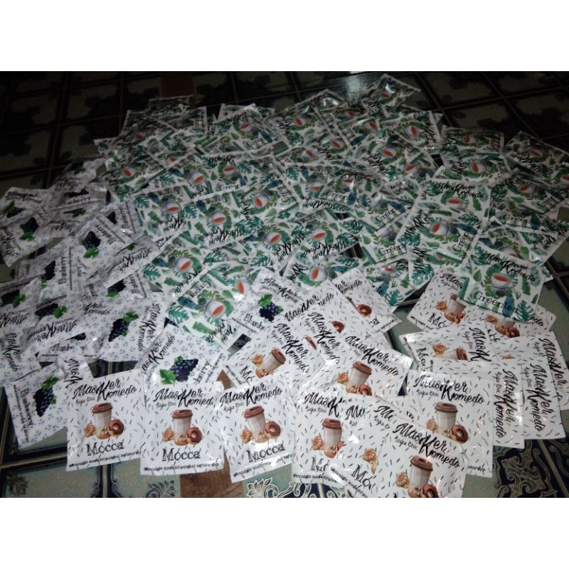 masker komedo