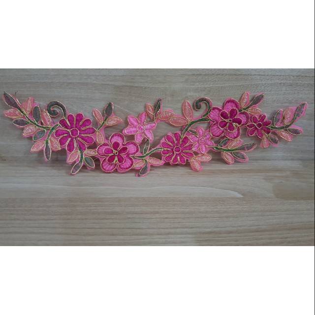Aplikasi Renda Bunga P85
