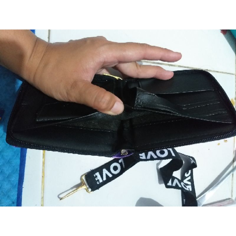 DOMPET TALI
