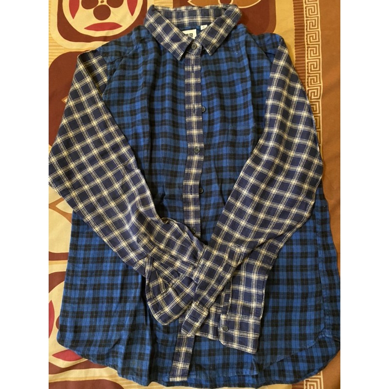 kemeja uniqlo
