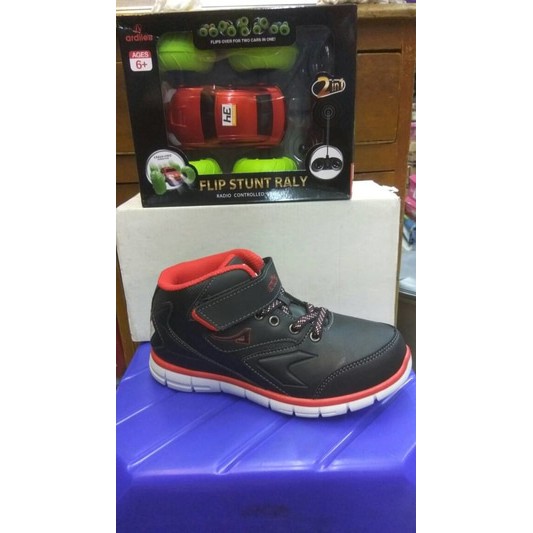 Sepatu Ardiles