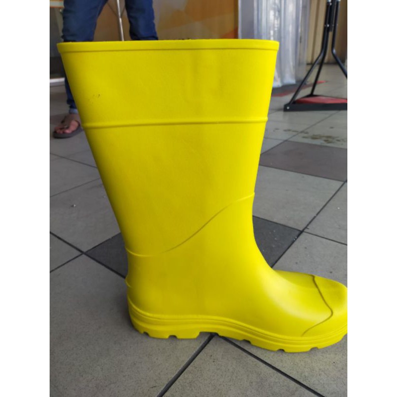 SEPATU BOOT KUNING BRUCE / MURAH