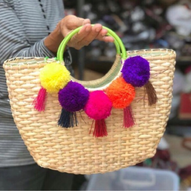 Tas rotan pompom