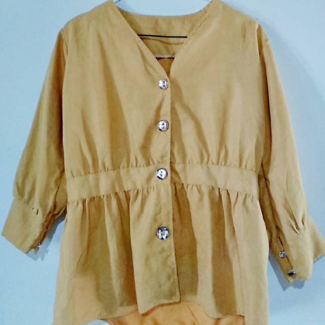 Blouse wanita