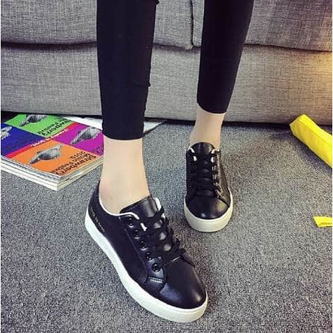 Sneaker Number - Hitam