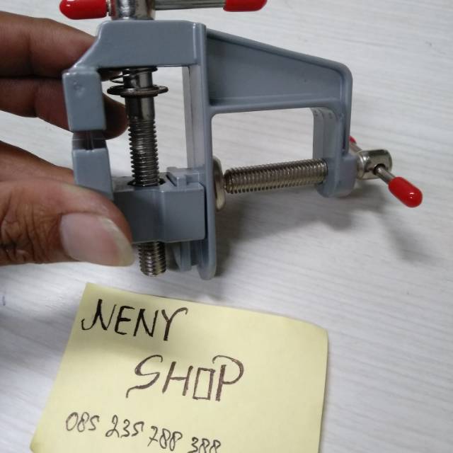 Clamp catok meja