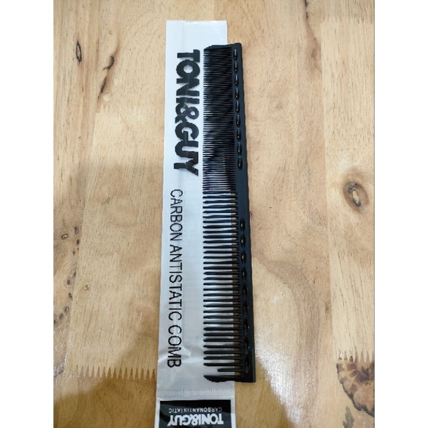 Sisir Comb / Sisir Parting Toni & guy
