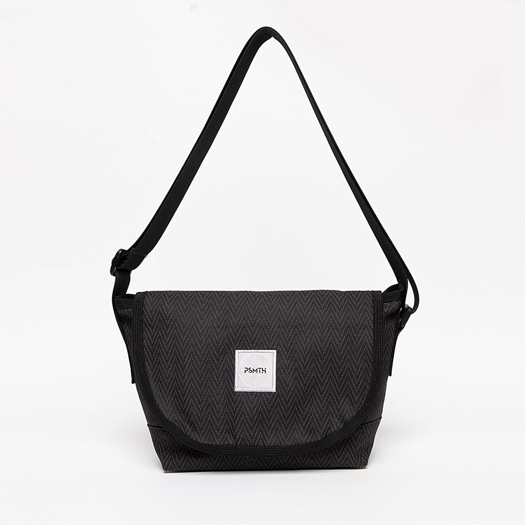 NEWTON BLACK