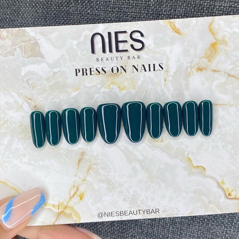 PRESS ON NAILS