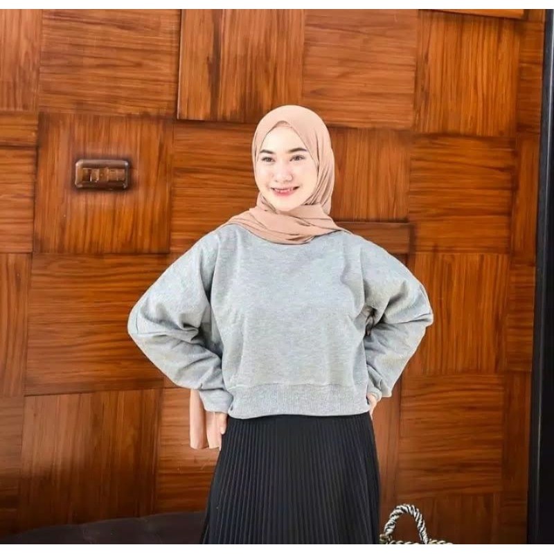 OVERSIZE CROP SWEATER