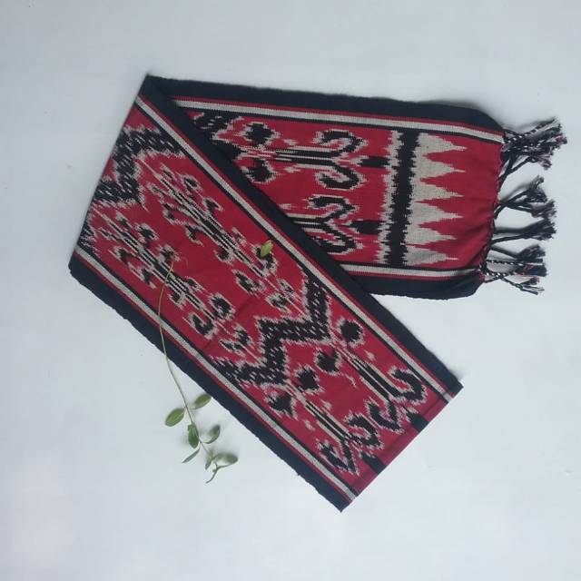 Syal Tenun Multi Etnik