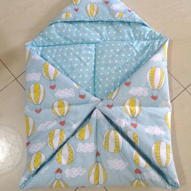 HOODIE BLANKET