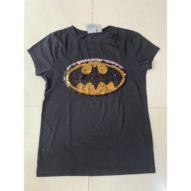 Kaos Wanita