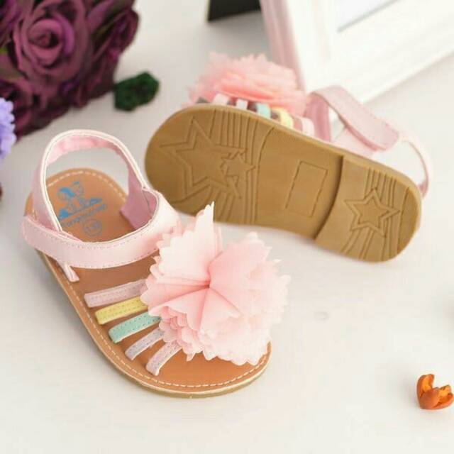 Sepatu Prewalker