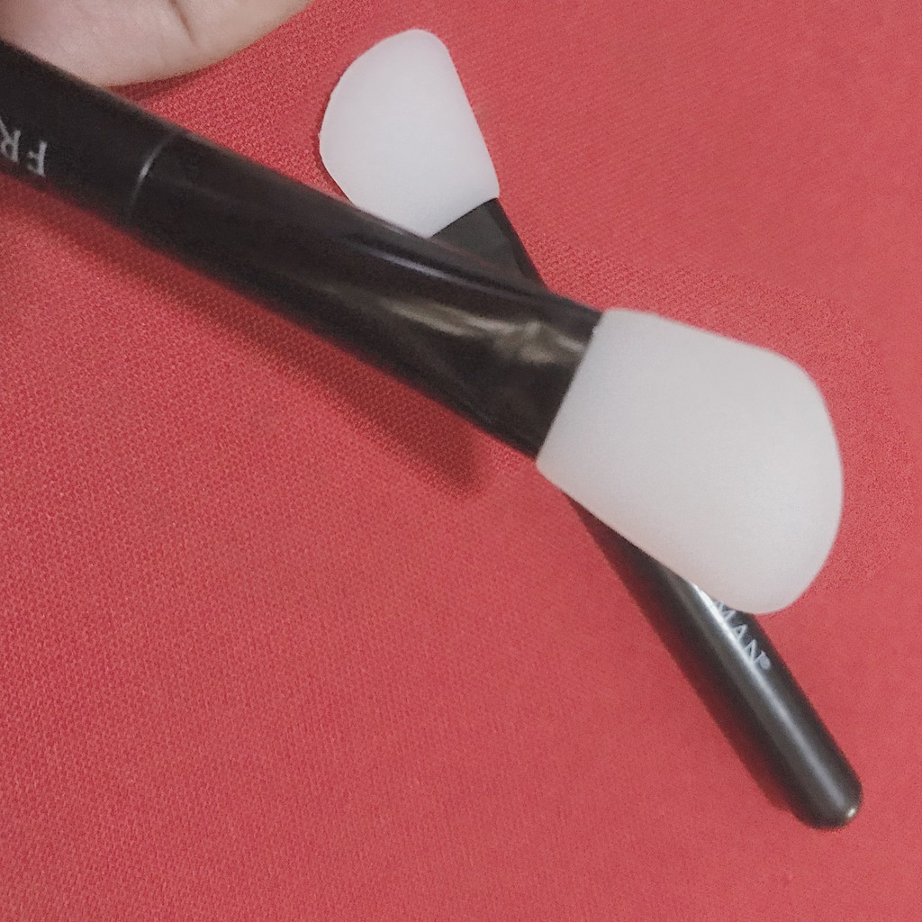 Silicone Mask Brush