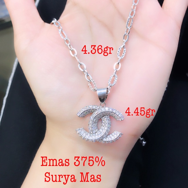 Kalung dan liontin