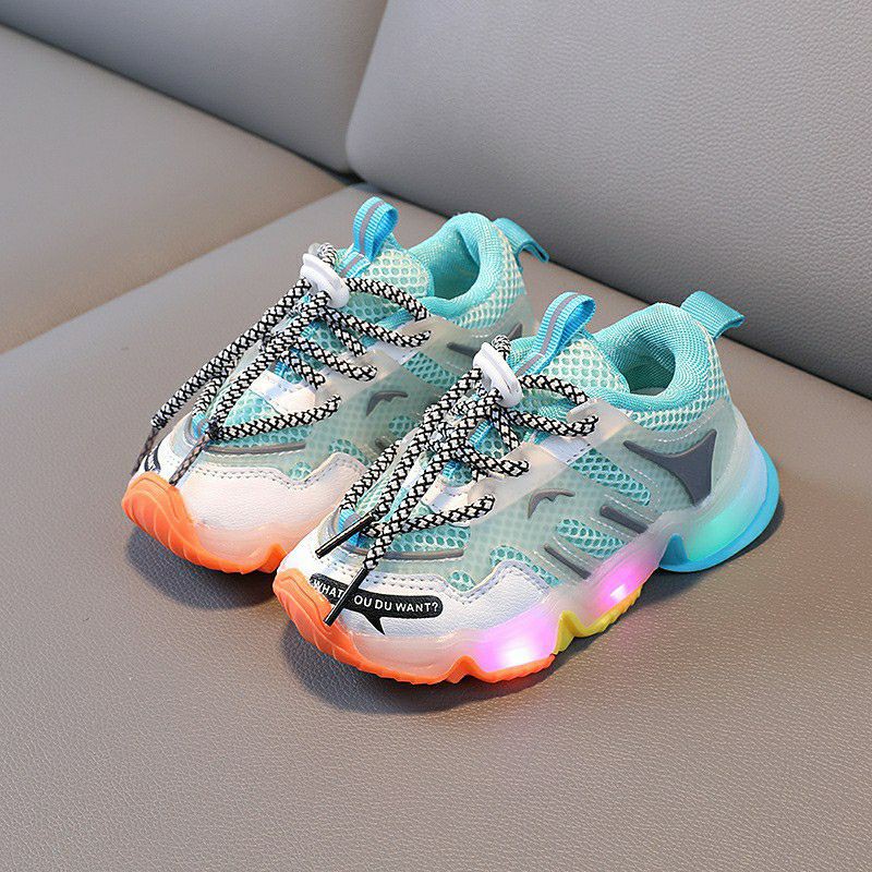 Sepatu Sneaker LED Import
