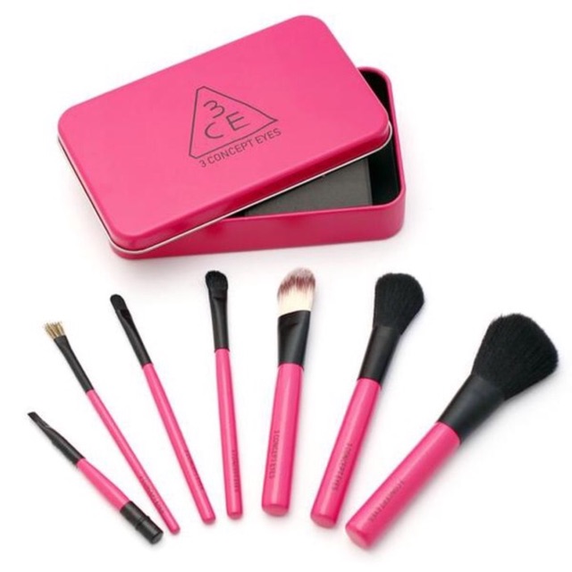 Make up brush 3ce / kuas make up