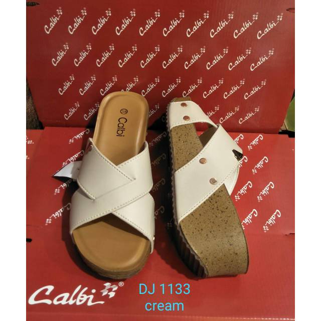Wedges calbi terbaru