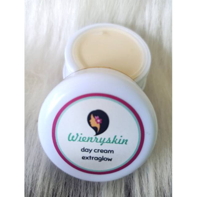 Day cream white extraglow