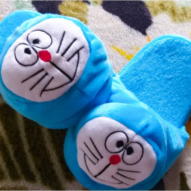 Boneka Sendal