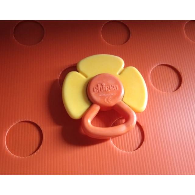 Chicco mainan bayi preloved
