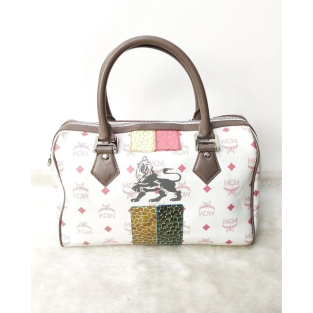 MCM AUTHENTIC