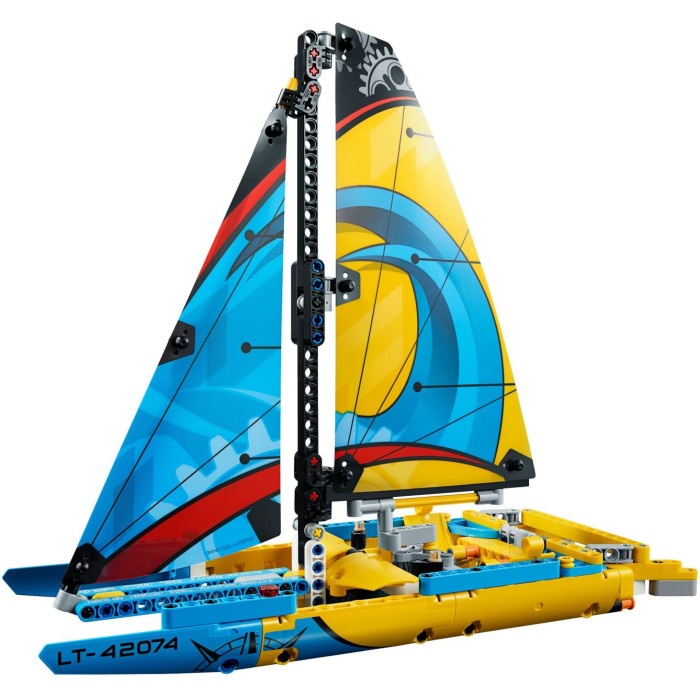 LEGO Technic Racing Yacht (42074)