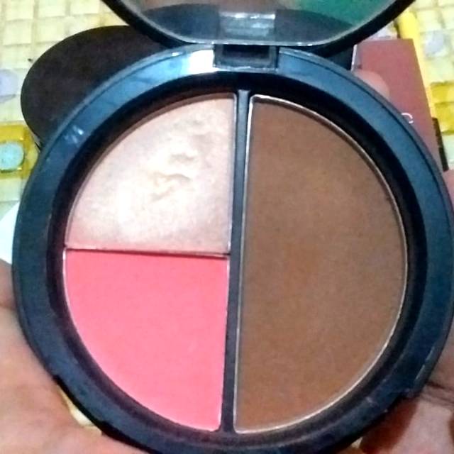 [PRELOVED]<br/>BLUSH HIGHLIGHT & CONTUR #3