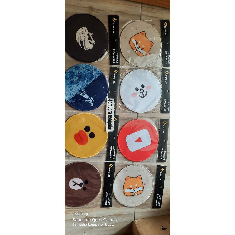 mousepad kualitas bagus diameter 22cm