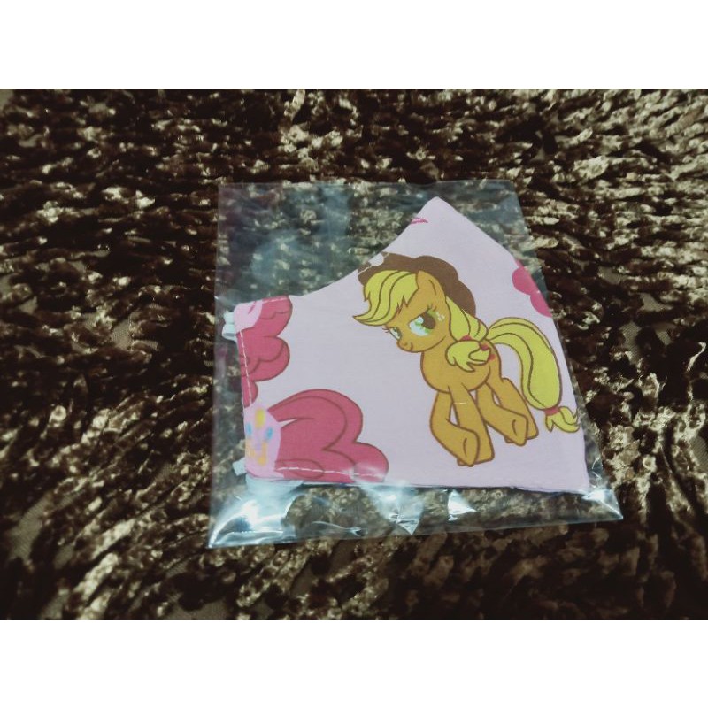 MASKER KAIN MOTIF ANAK EARLOOP