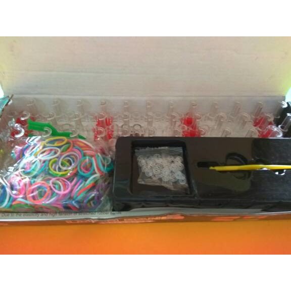 Karet Loom Band's