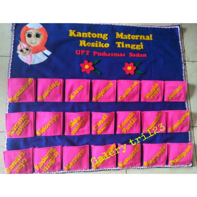 Kantong leaflet dari flanel