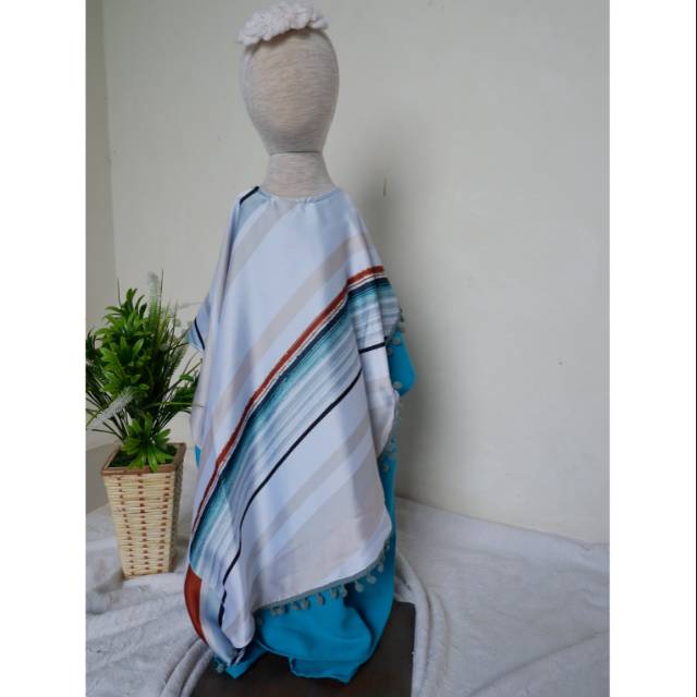 Arumi kaftan