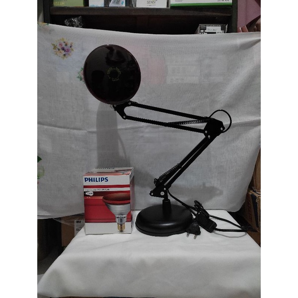 Lampu terapi Infrared Stand