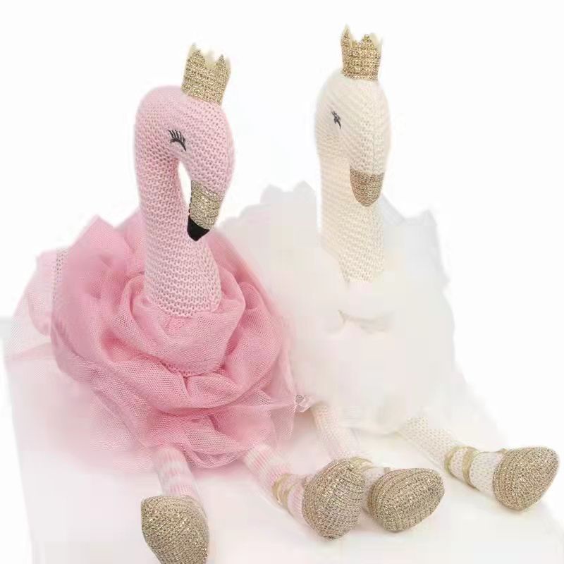 Mainan Boneka Tarik dan ganntung.