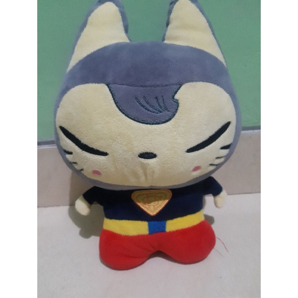 Boneka kucing kostum