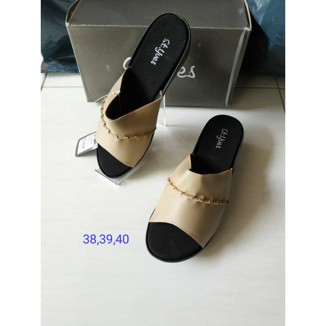 Sandal st.yves size 38,39,40