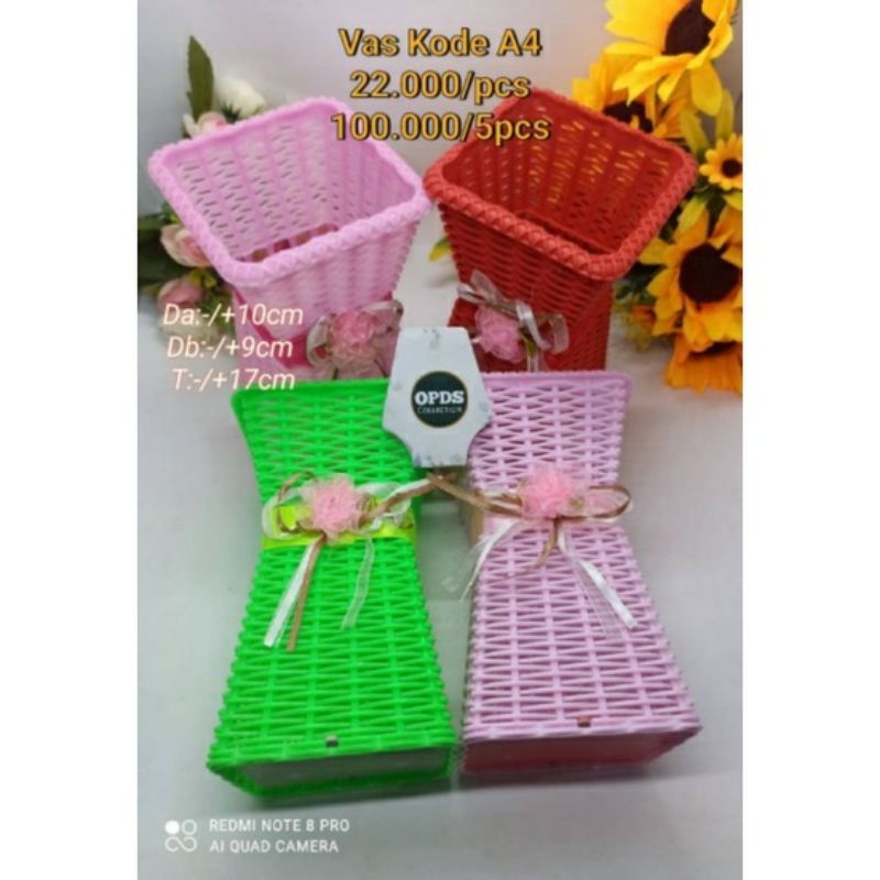 vas bunga vas plastik kode A4