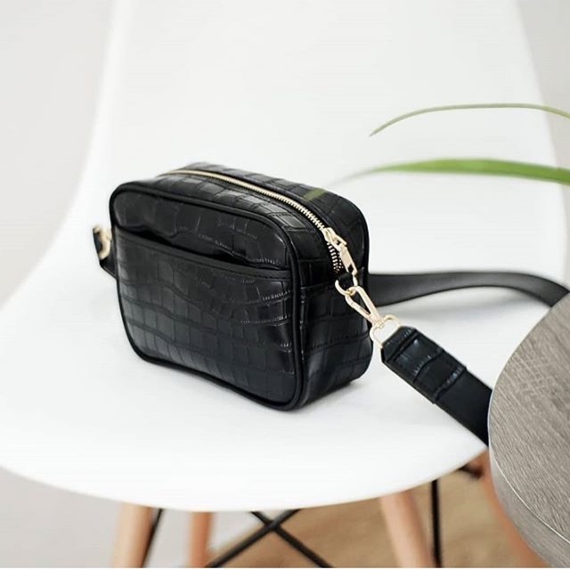 TAS SELEMPANG RUBI
