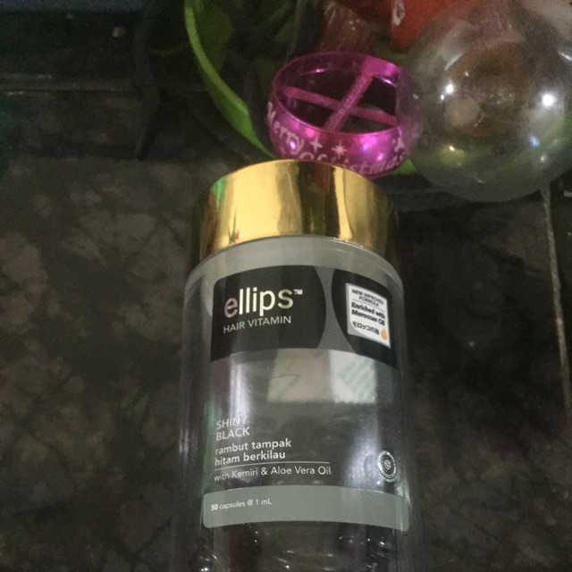 Vitamin rambut