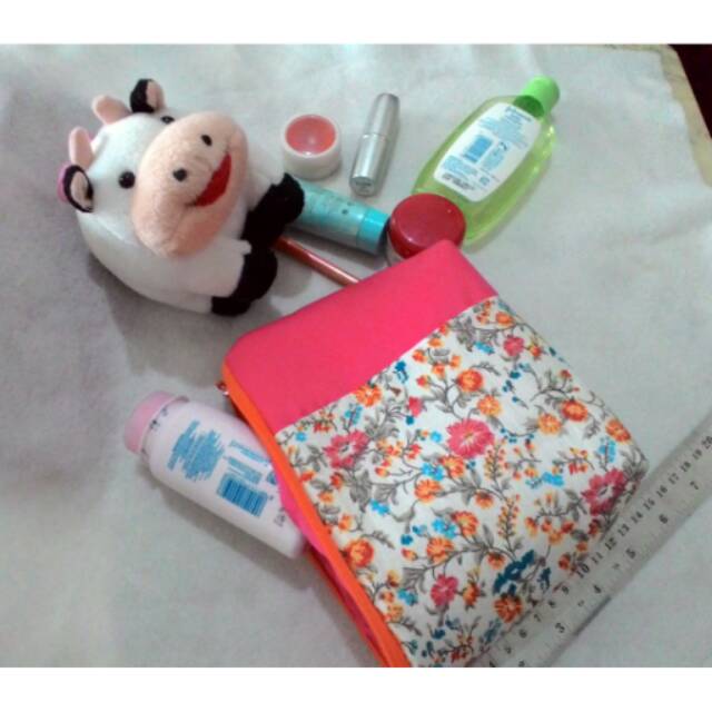 Pouch kosmetik