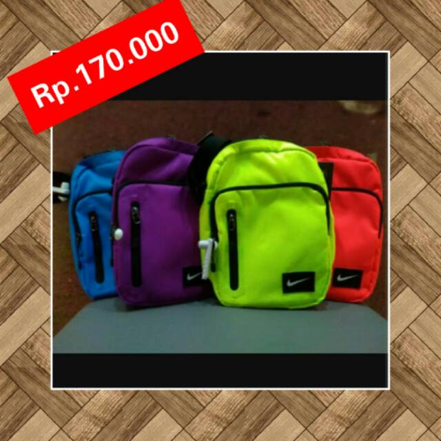 Tas Nike