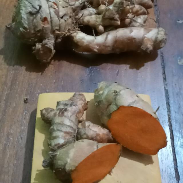 Kunir    kunig /Kunyit