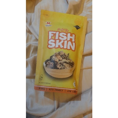 papat .fish skin salted egg