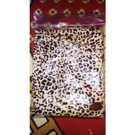 Dress premium