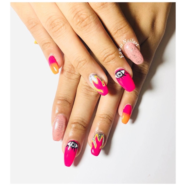 Fake nail customized